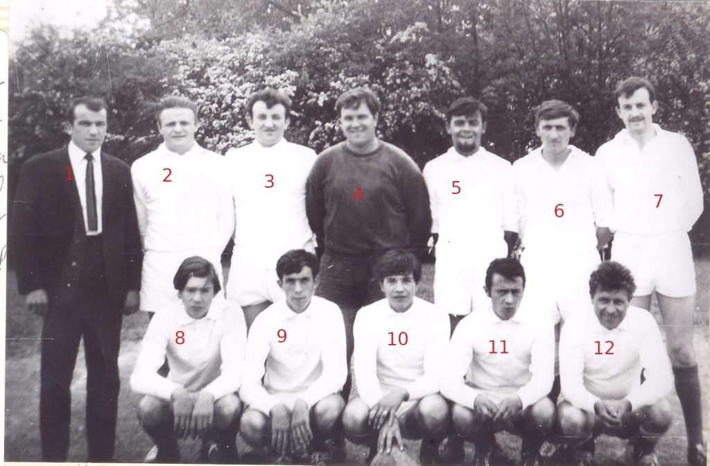 Equipe de football de Longpré les Corps Saints, numéroté, année inconnu.