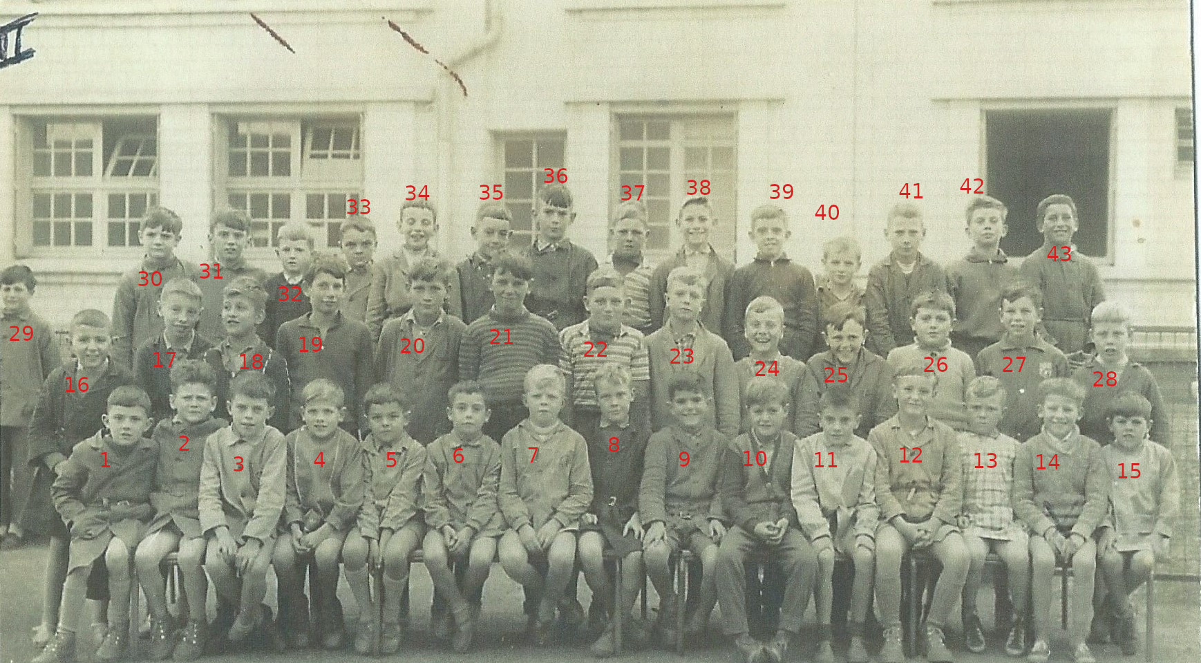 Photo de classe de Longpré en 1960, numéroté.