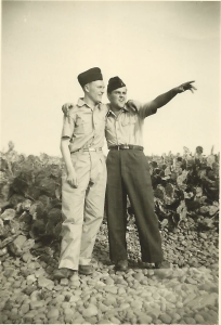 Georges Bailly et Daniel Sailly Ã  Dakar en 1950.