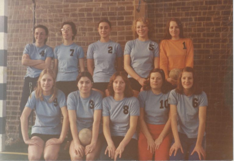 Ã‰quipe fÃ©minine ASAEL, handball, mais en quelle annÃ©e ?