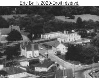 L'ancienne gare en 1957.