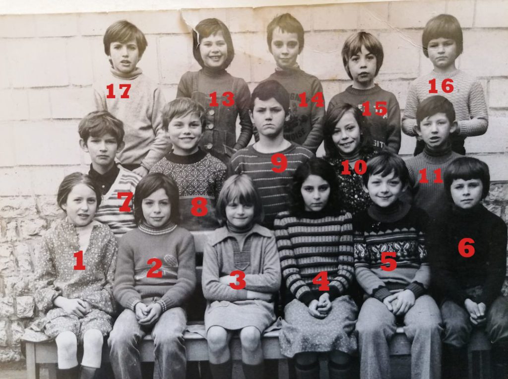 Photo de classe Longpré les Corps Saints, année inconnue.