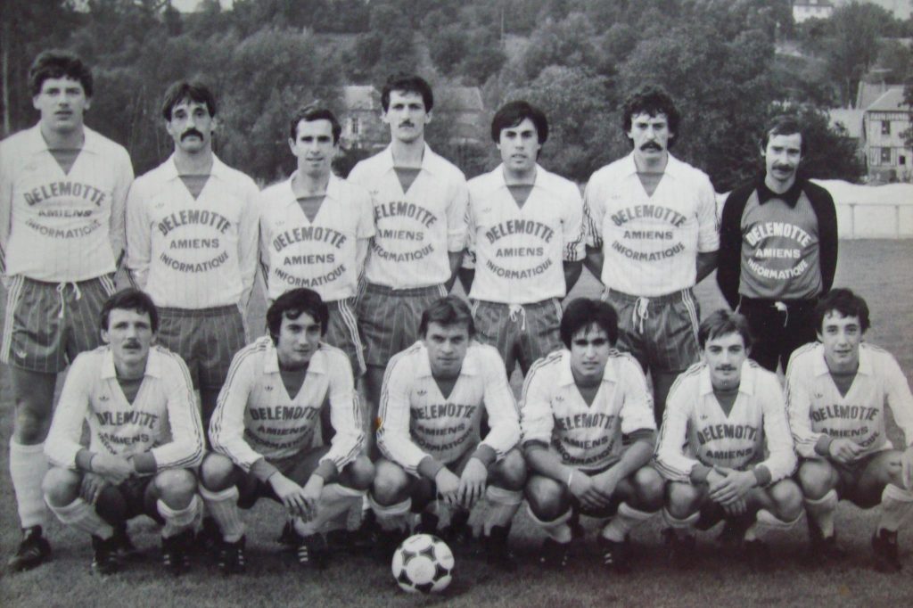 Équipe de football sénior A vers 1980.
